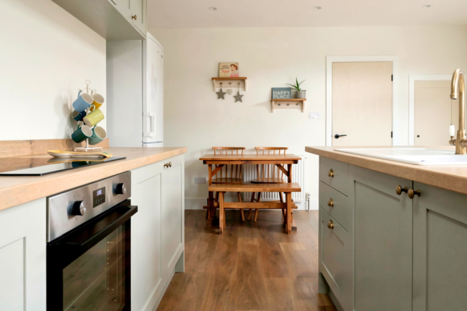 2 bed Semi-Detached for sale Image 6