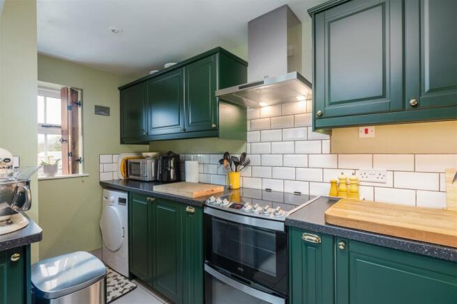 Hill Cottages 6 Kitchen-4.jpg