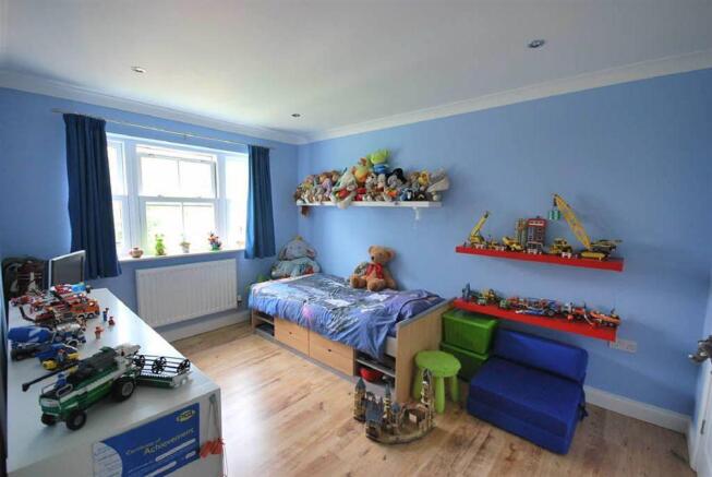 Photo 9