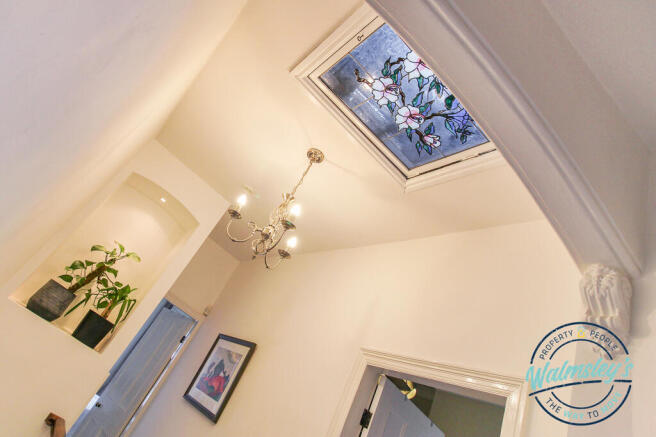 Period details & alcove