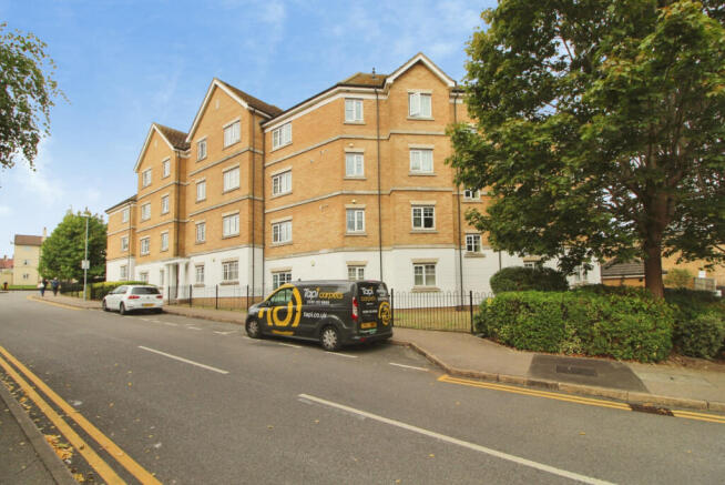 Two Bedroom 3rd Floor Flat To Let