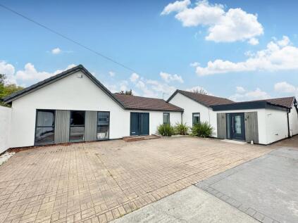 Manor Drive, Upton, CH49