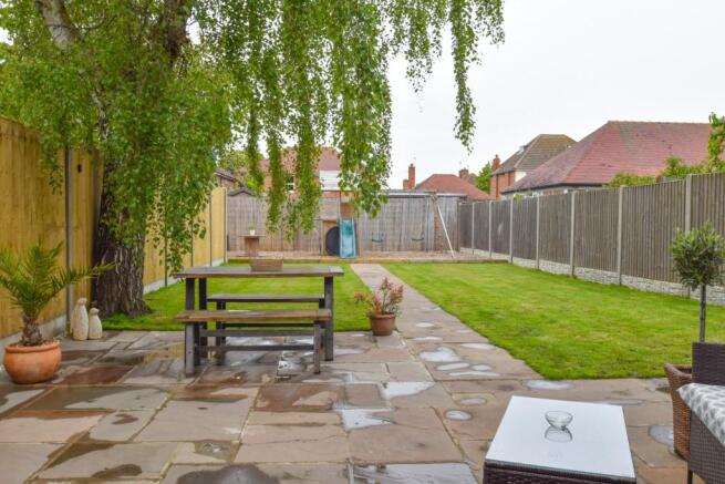 patio/rear garden