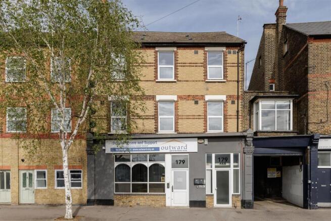 Wood Street, E17