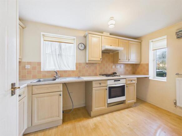 1 bed Flat for sale Image 4