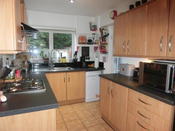Fitted Kitchen
