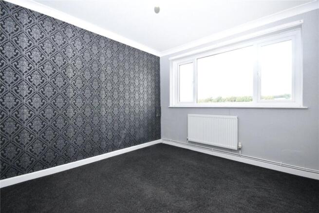 3 bed Terraced to rent Image 6