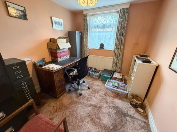 3 bed Apartment for sale Image 7