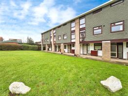 46, Sproughton Court, Ipswich IP8 3AJ