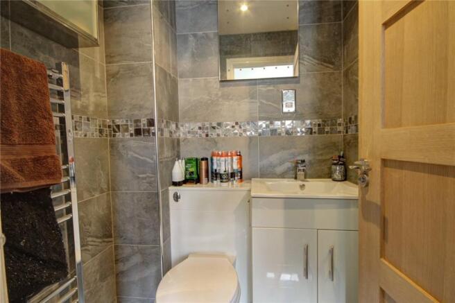En Suite Pic 2