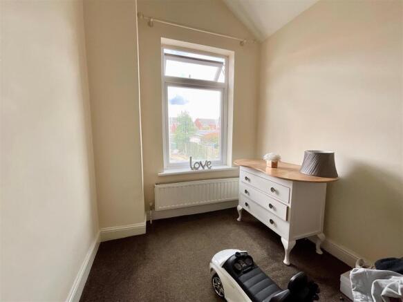 bedroom3.jpg