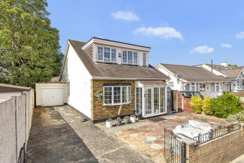 Bellevue Road, Collier Row, RM5