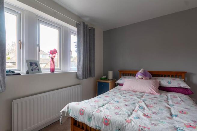 4 bed Detached for sale Image 12