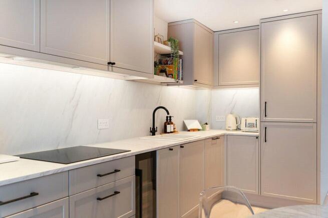 Picture No. 03