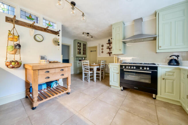 Kitchen / Dining Room with underfloor heating