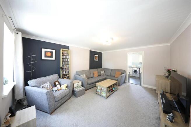 3 bed Terraced for sale Image 7