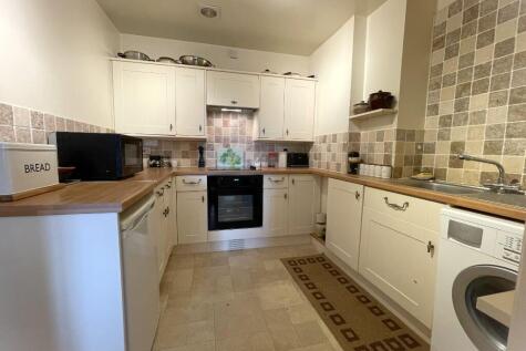 Flat 1, 16 St. Hildas Terrace, Whitby, North Yorkshire, YO21