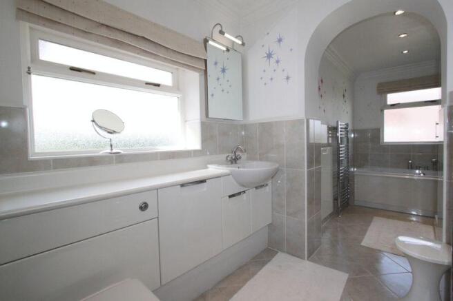 bath p