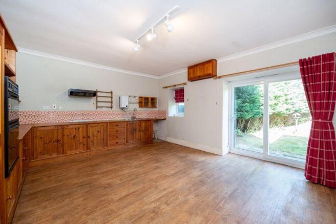 Dining kitchen
