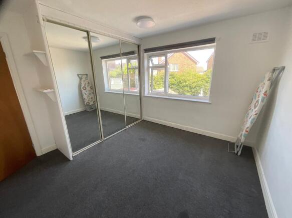 3 bed Semi-Detached to rent Image 10