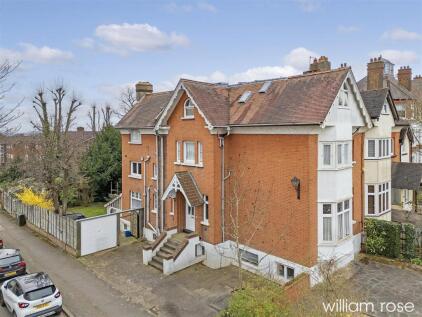 Broomhill Road, Woodford Green