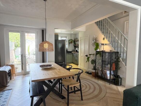 Dining kitchen