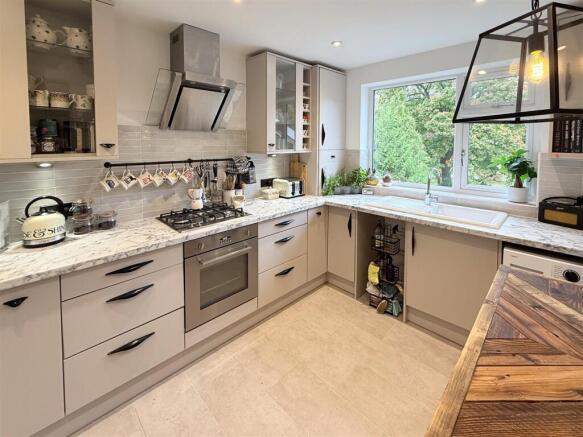 5 Victoria House finals-2.jpg