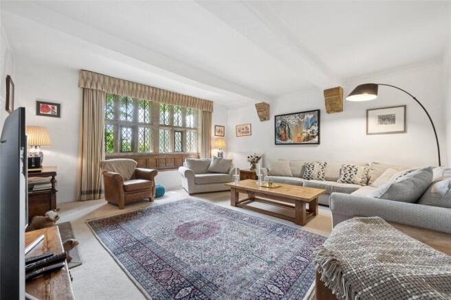 7 bed Detached for sale Image 8