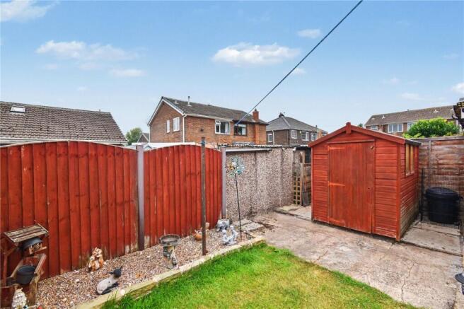 3 bed Semi-Detached for sale Image 8