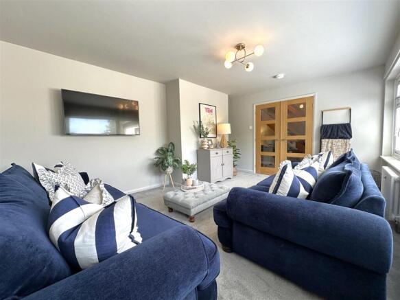 Generous Living Room 119