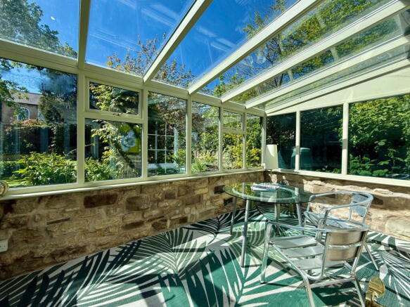2 bed Cottage for sale Image 10