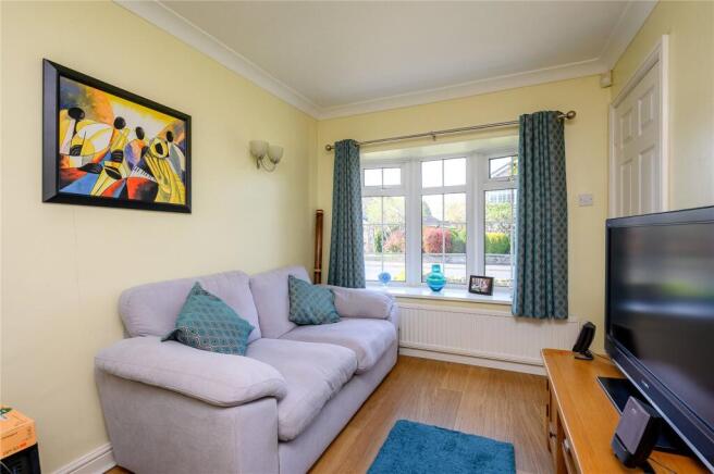 4 bed Detached for sale Image 8