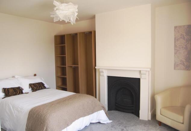 Bed 1a.jpg