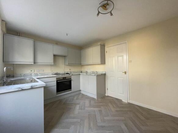Kitchen 3