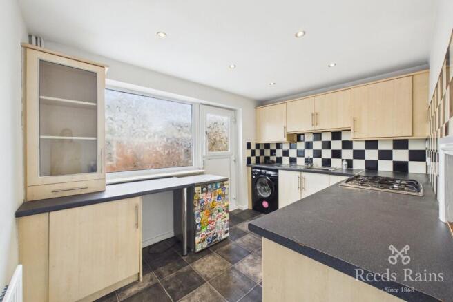 2 bed End of Terrace to rent Image 6