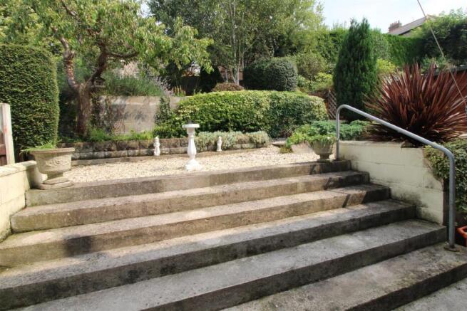 Lower tier garden.JPG