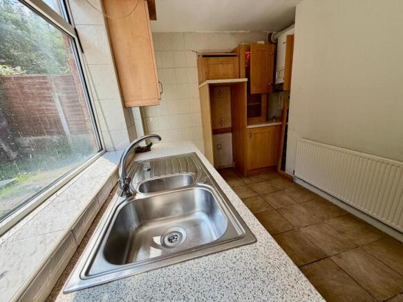 78 Brynorme Road, Manchester, Greater Manchester M8 4QN photo 4