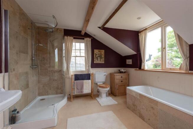 Bath/Shower Room