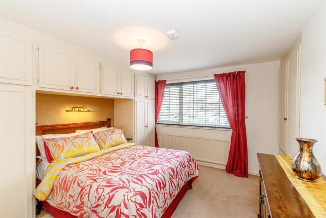 Bed 1