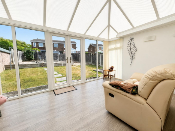 3 bed Detached for sale Image 9