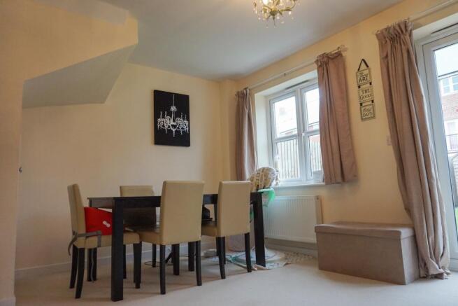 Lounge/Dining Room