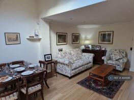 3, Timothy Close, London SW4 9QB
