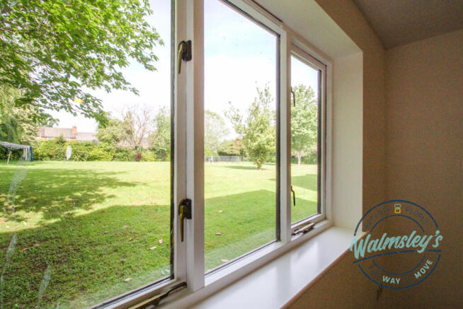 Delightful parkland views
