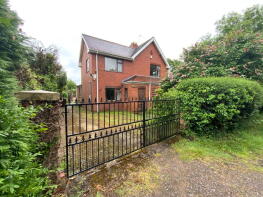 Inglenook, Third Road, Wildmoor B61 0BP