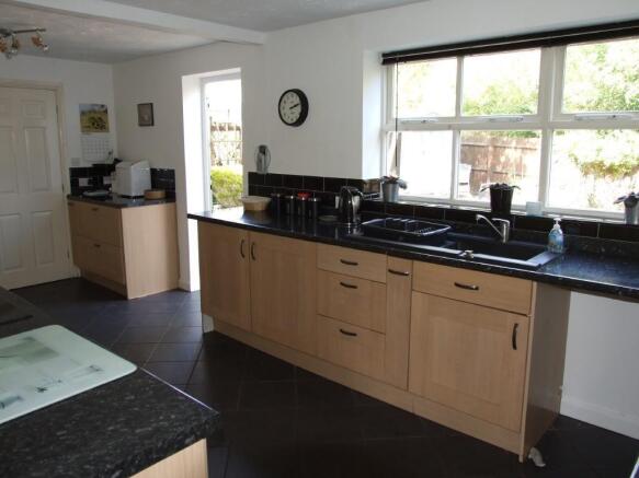 Kitchen/Breakfast Rm