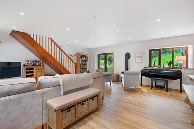 3 bed Barn Conversion for sale Image 7