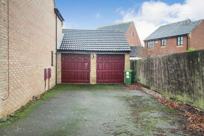 DOUBLE GARAGE