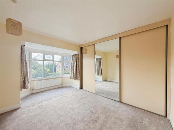 3 bed Semi-Detached for sale Image 10