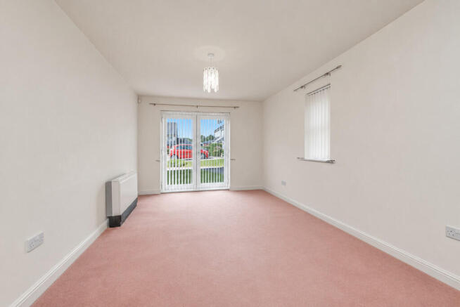 2 bed Apartment for sale Image 3