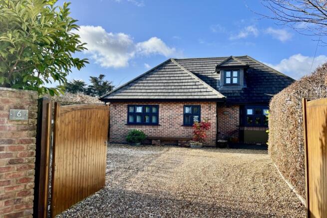 4 bedroom Detached for sale